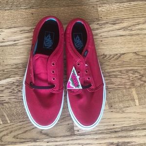 Men’s Vans 106 Vulcanized shoes in red